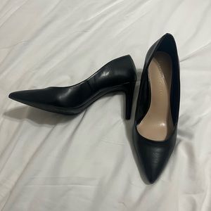 Kelly & Katie Black Napa Pumps (KK-Misha)